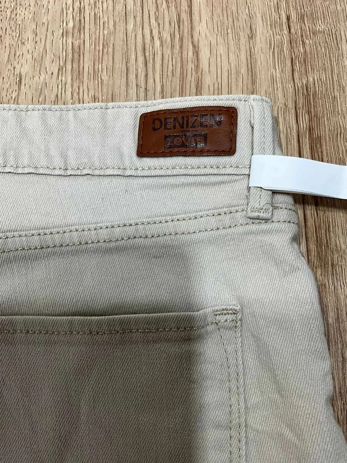 Short Levi's Modern Crop Preppy Femme 98% Coton Gris Slv018 – photo 9